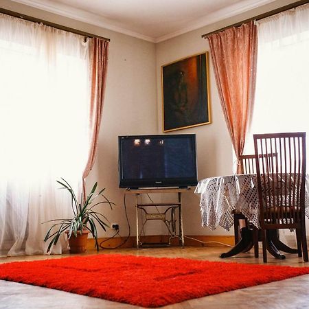 Historical Center Apartment Uzhhorod Exterior photo