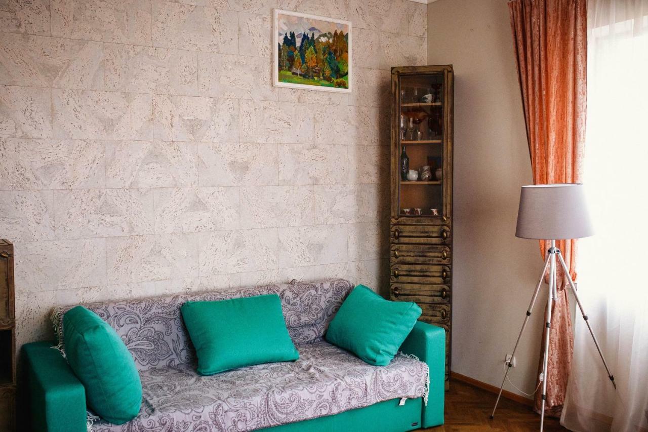Historical Center Apartment Uzhhorod Exterior photo